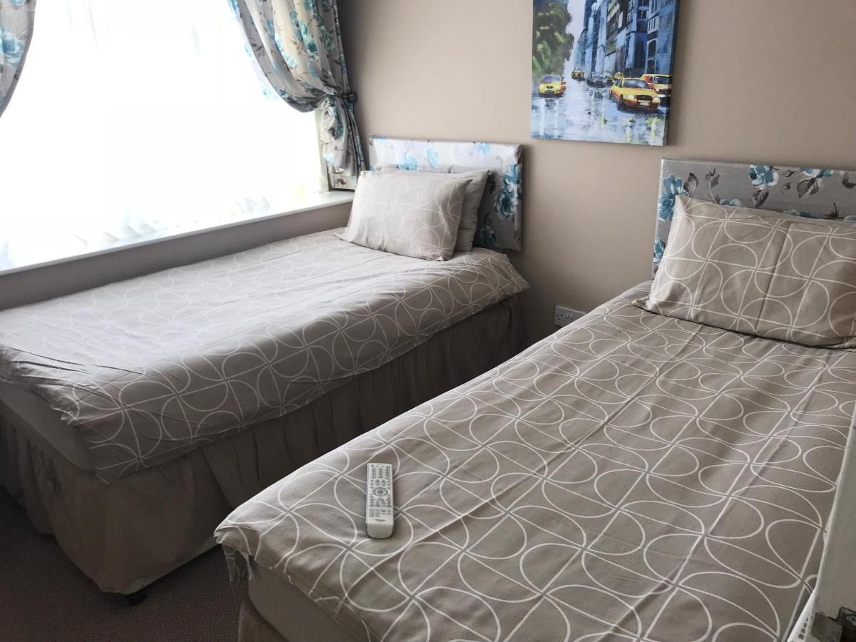 3 Bedroom Self-Catering Holiday Home Steps Εξωτερικό φωτογραφία